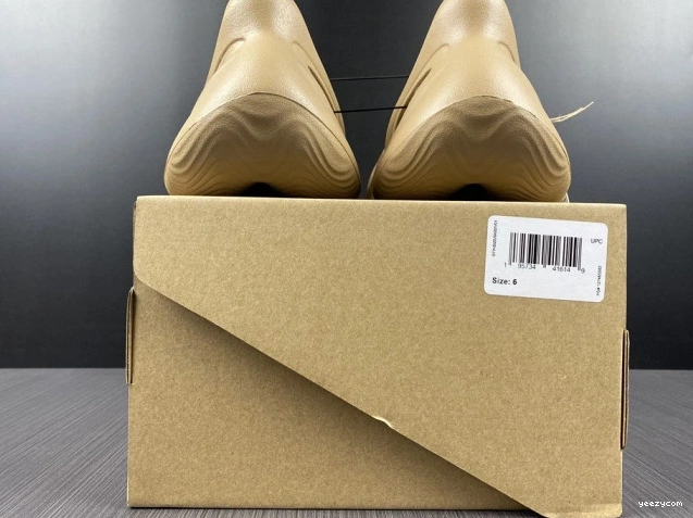 GW3354 RNNR Foam Adidas Yeezy Ochre 0719